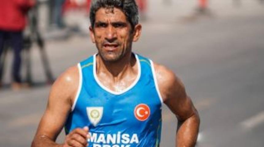 Manisalı Maratoncu Bu Kez Balkanlar&rsquo;da Yarışacak