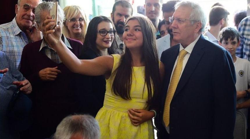 Fenerbah&ccedil;e&rsquo;de Bayramlaşma