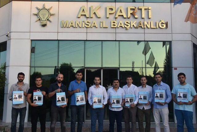 Ak Parti’li Gençler Eren Börü Ve Yasin Bülbül Hayrına Kurban Eti Dağıttı