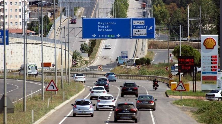 Tatilcilerin D&ouml;n&uuml;ş Yoğunluğu Devam Ediyor