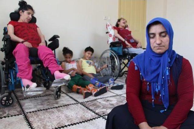 Silopi de 4 &Ccedil;ocuğu Bedensel Ve Konuşma Engelli Ailenin &Ccedil;aresizliği 3