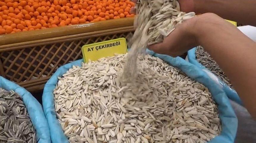 Diyetisyenden Ay &Ccedil;ekirdeği Uyarısı