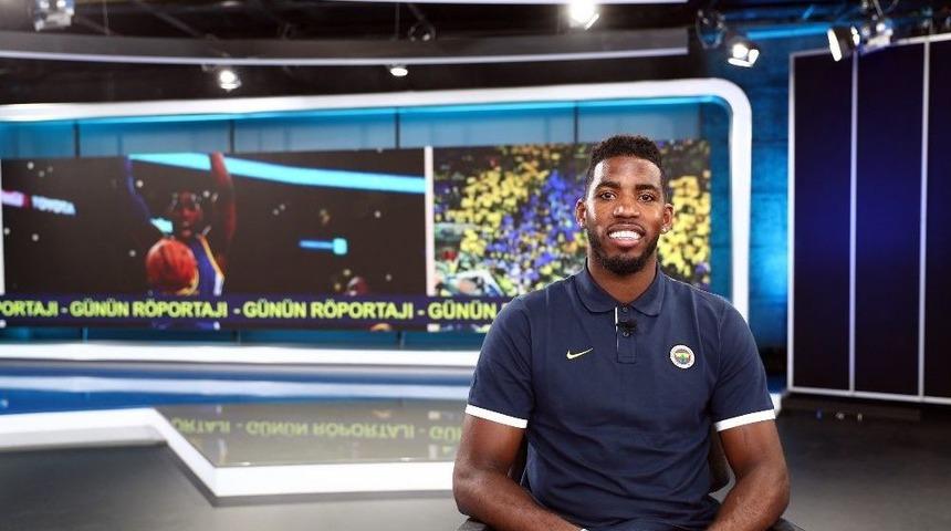 Jason Thompson: "buradaki Hava &Ccedil;ok Hoşuma Gitti"