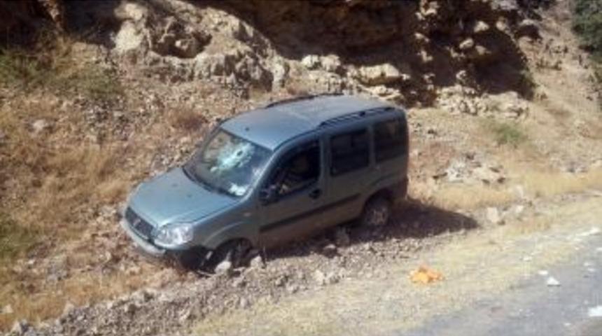 Hakkari&rsquo;de Trafik Kazası 1 &Ouml;l&uuml;, 4 Yaralı