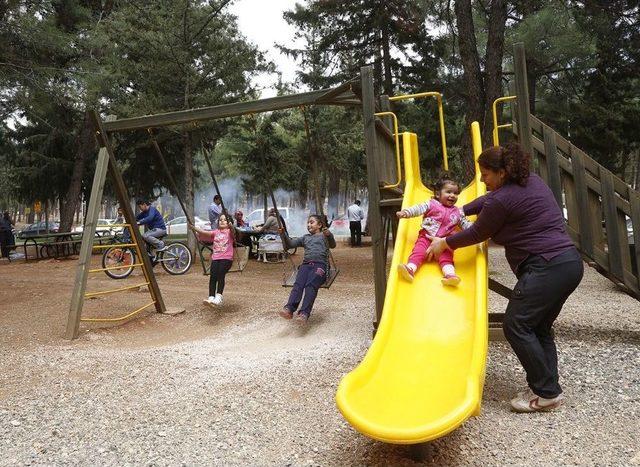 Dülük, Bayram Tatili Boyunca Ziyaretçi Akınına Uğradı