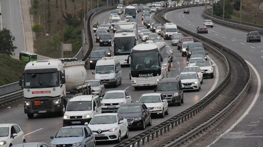 Tatil D&ouml;n&uuml;ş&uuml; Yoğunluğu Tem&rsquo;de Bitmiyor