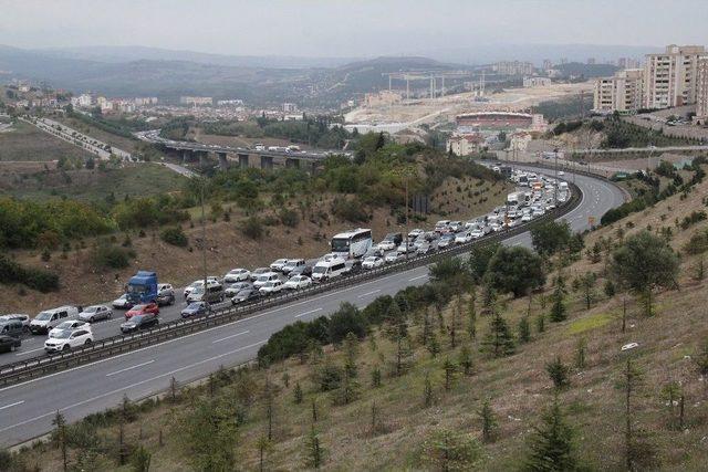 Tatil D&ouml;n&uuml;ş&uuml; Yoğunluğu Tem&rsquo;de Bitmiyor 2