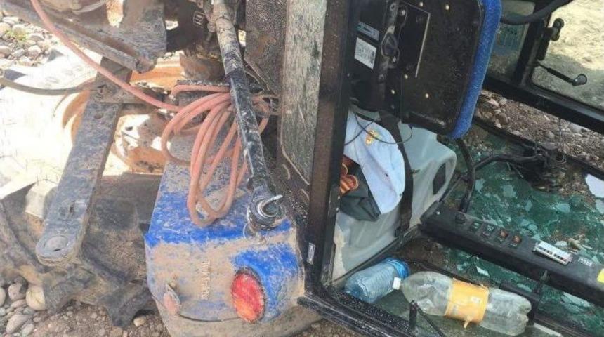 Kullandığı Trakt&ouml;r&uuml;n Altında Can Verdi