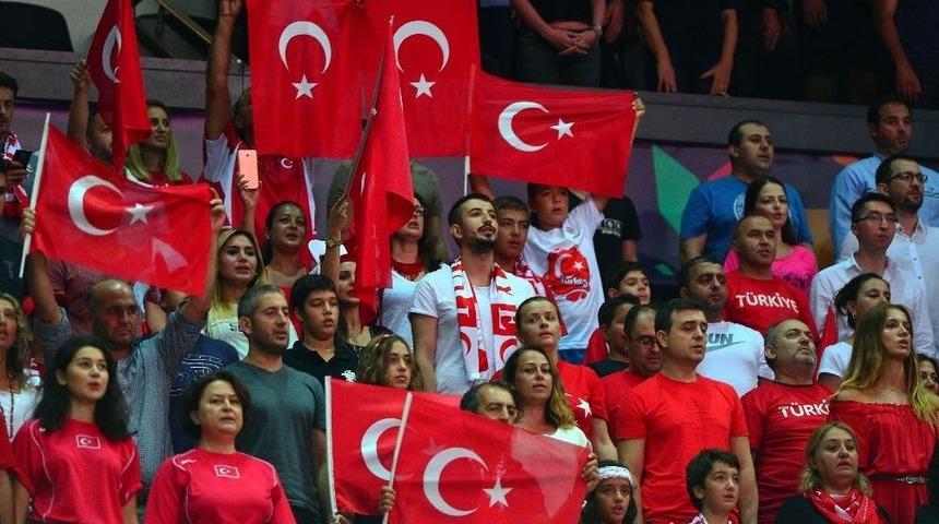 &Uuml;lker Sports Arena Kapalı Gişe