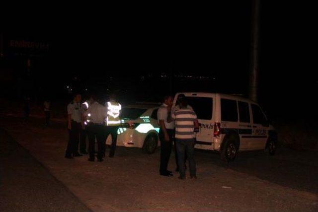 Şanlıurfa&rsquo;Da Iki Otomobil &Ccedil;arpıştı: 6 Yaralı 1