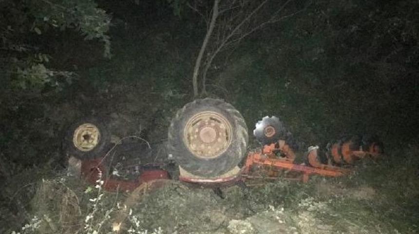 Devrilen Trakt&ouml;r&uuml;n Altında Hayatını Kaybetti