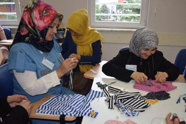 Göçmen Kadınların Ürünleri ’kar Serçesi’yle Markalaştı