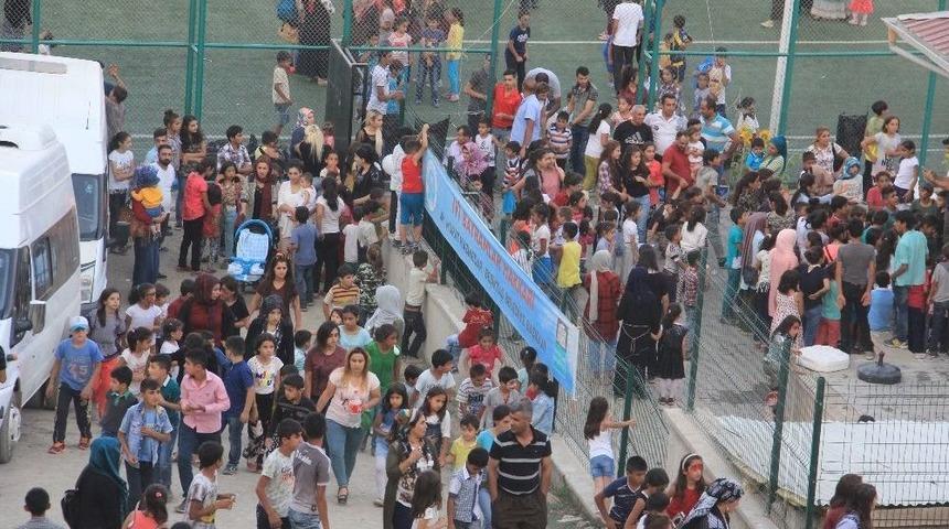 Hakkari&rsquo;deki &lsquo;&ccedil;ocuk Festivali&rsquo; Sona Erdi