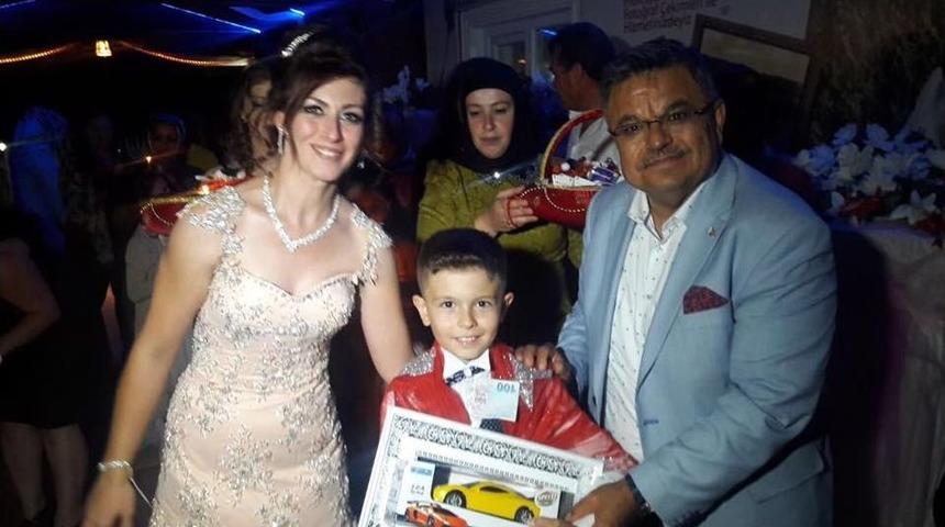 Başkan Yağcı, Ailelerin Sevincini Paylaşmaya Devam Ediyor