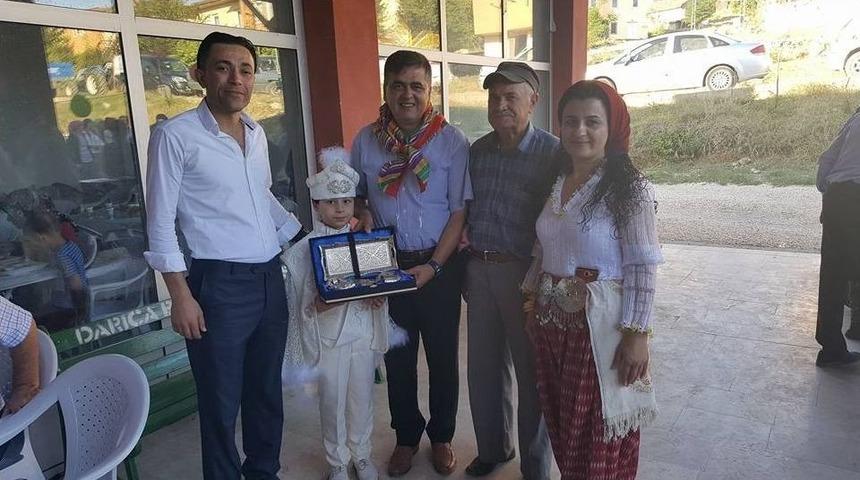 Başkan Yal&ccedil;ın, Ailelerin Mutluluklarına Ortak Oldu