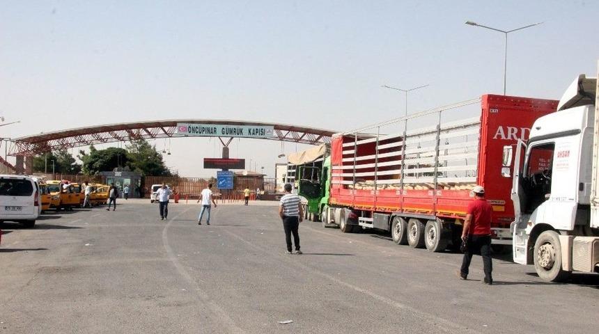 Bayram Sonrası &Ouml;nc&uuml;pınar Sınır Kapısı&rsquo;nda Tır Yoğunluğu
