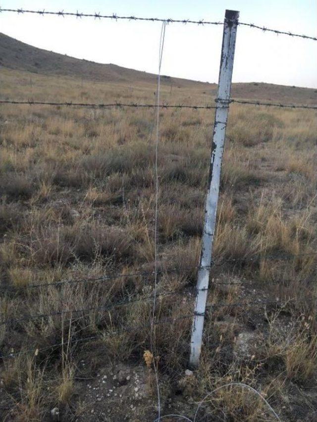 Türkiye-İran Sınırına 3 Kilometre Kablo Döşeyen İranlı 3 Örgüt Üyesi Yakalandı