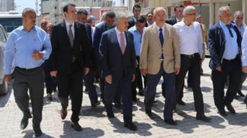 İzmirliler Başbakan Yıldırım&rsquo;ı Bekliyor