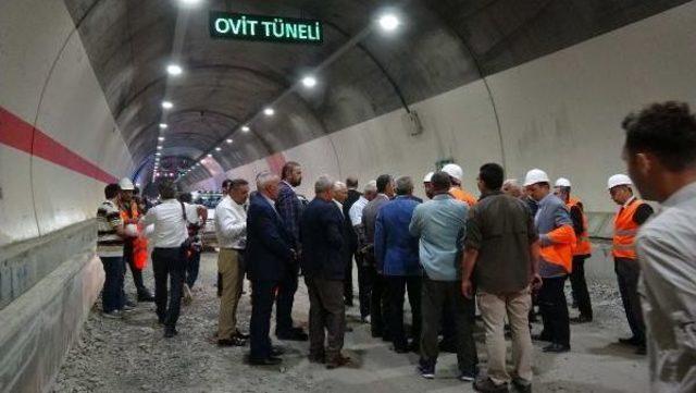 Tbmm Başkanı Kahraman Ovit T&uuml;neli ni Inceledi 2