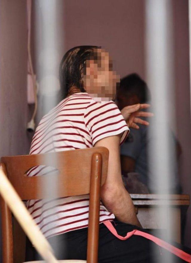 İlişkiye Girdiği Travestinin Evinde &Ouml;ld&uuml;, Polis Haberi Ailesine Veremedi 1