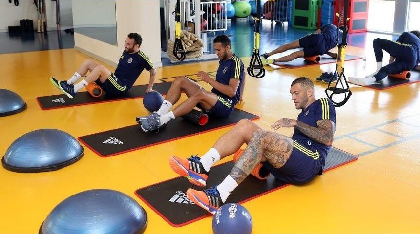 Fenerbah&ccedil;e, Medipol Başakşehir Ma&ccedil;ı Hazırlıklarını S&uuml;rd&uuml;rd&uuml;