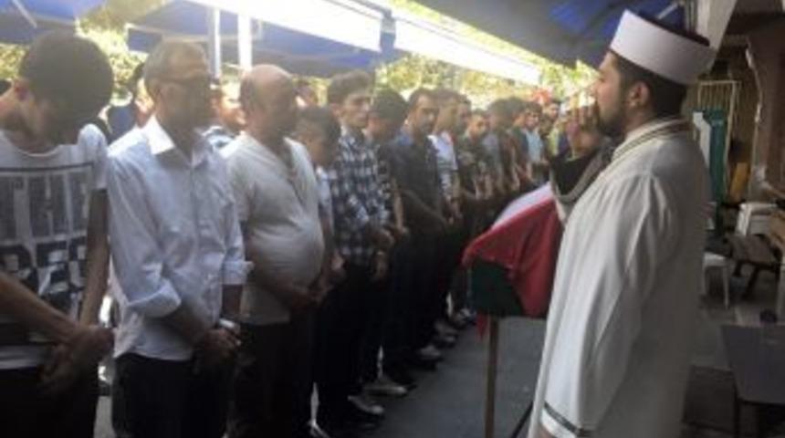 Sarıyer&rsquo;de Boğulan Gen&ccedil; Kız Duvağıyla Uğurlandı