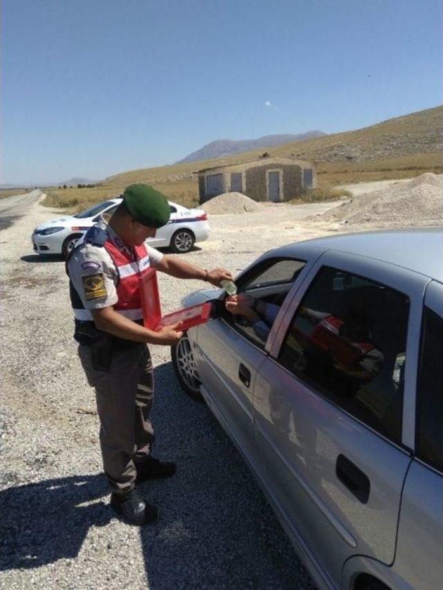 Jandarma Bayramda Yollarda Dorene İle Denetim Yaptı 3