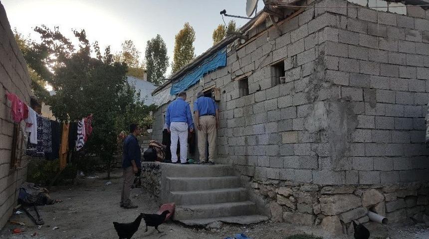 Tuşba Belediyesinden İhtiya&ccedil; Sahibi Ailelere Destek