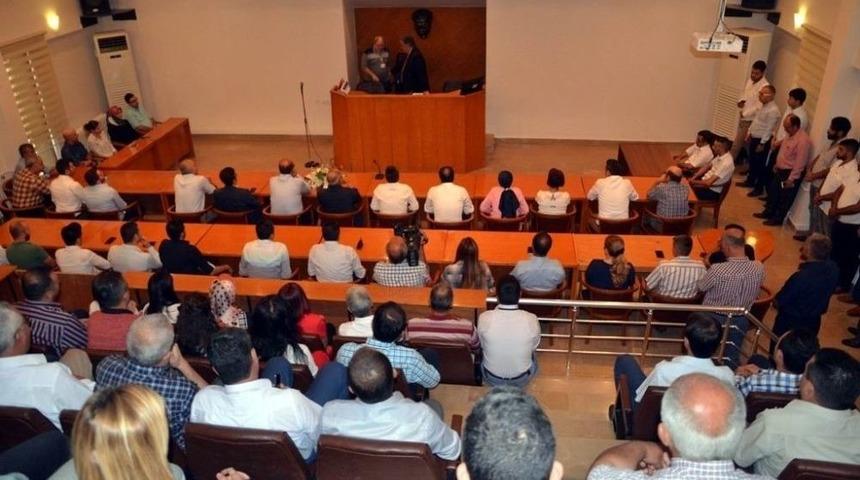 Başkan Özgüven, Belediye Personeliyle Bayramlaştı