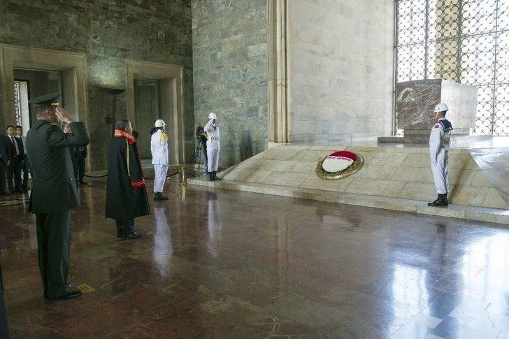 Yargıtay Üyeleri Anıtkabir’i Ziyaret Etti G2