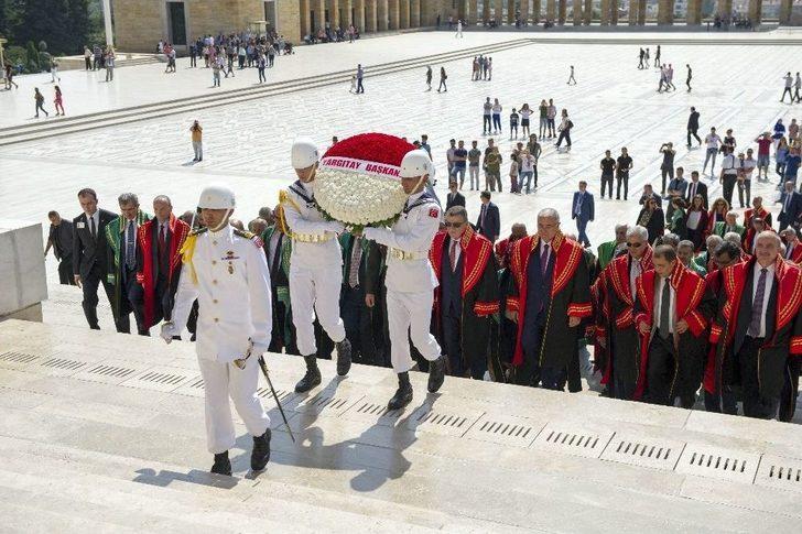 Yargıtay Üyeleri Anıtkabir’i Ziyaret Etti G3