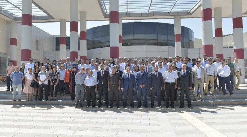 Km&uuml;&rsquo;de Bayramlaşma T&ouml;reni