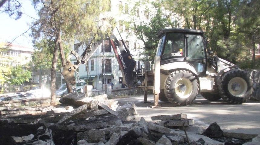 Bandırma H&uuml;k&uuml;met Konağı Bah&ccedil;esi Park Oluyor