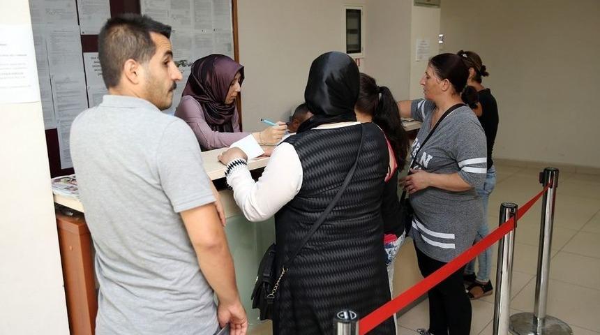 Merkezefendi&rsquo;de &Ouml;ğrenim Yardımı Başvuruları S&uuml;r&uuml;yor