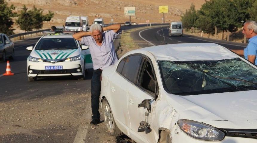 Otomobil Takla Attı: 3 Yaralı