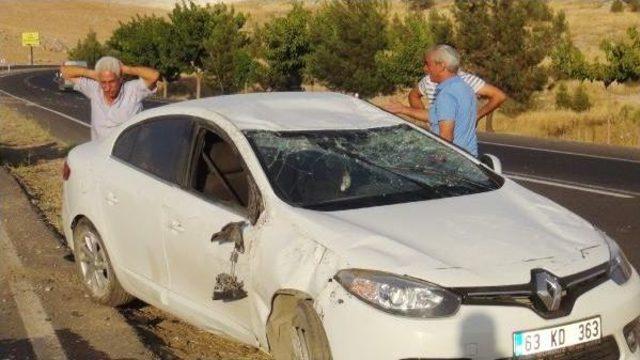 Şanlıurfa da Otomobil Takla Attı: 3 Yaralı 3