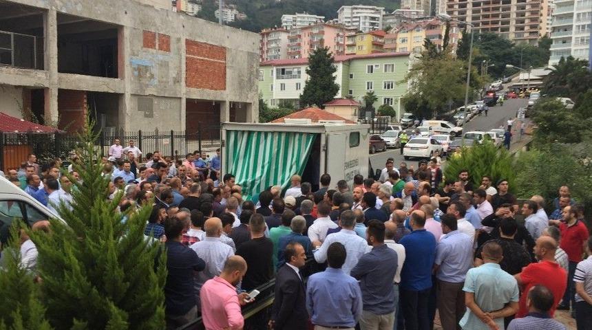 Başbakan Binali Yıldırım, Hasan Ali T&uuml;t&uuml;nc&uuml;&rsquo;n&uuml;n Cenazesi İ&ccedil;in Giresun&rsquo;a Geliyor