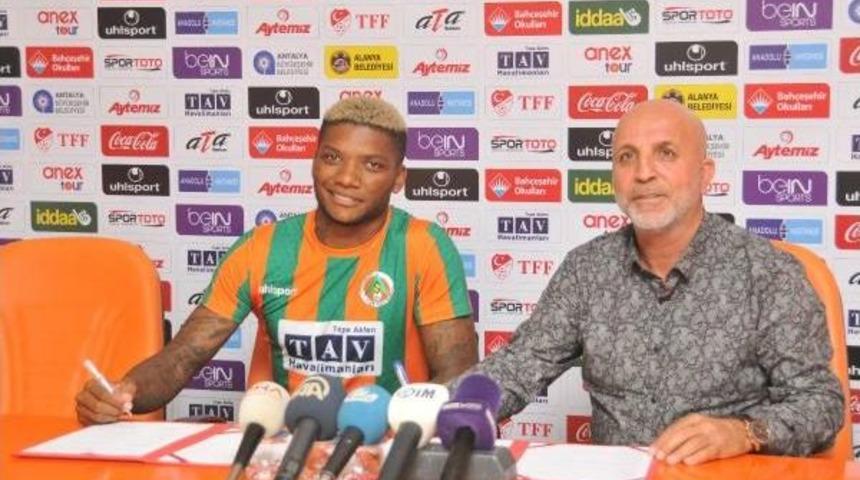 Aytemiz Alanyaspor, Junior Fernandes&rsquo;I Kadrosuna Kattı