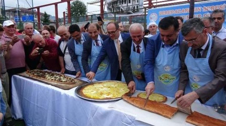 Rize'de Pide Festival'inde 3 Bin Pide 3 Dakikada T&uuml;kendi