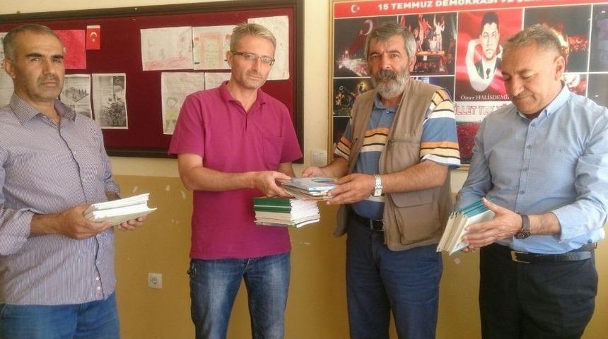 Tatvanlı &Ouml;ğrencilere Kitap Desteği