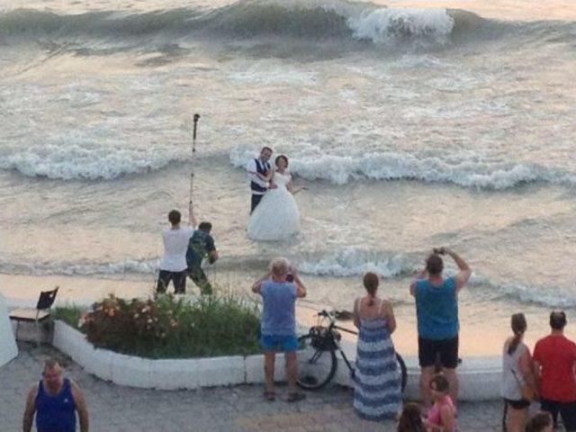 En Mutlu Günlerini Denizde Ölümsüzleştirdiler 1