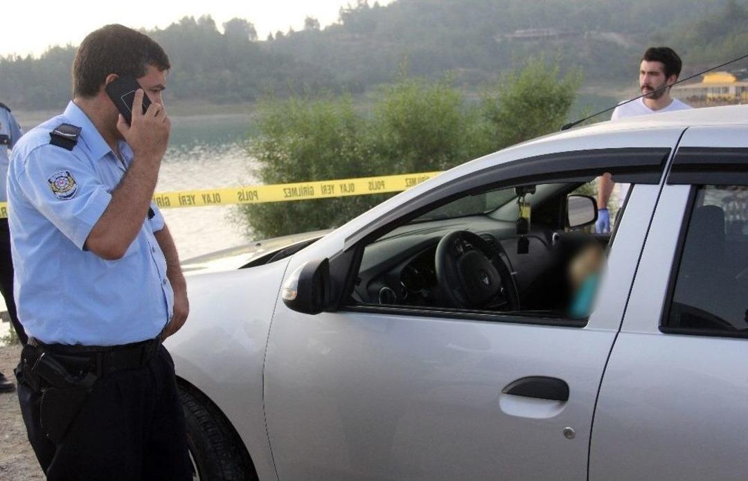 Otomobilde &Ouml;l&uuml; Bulundu