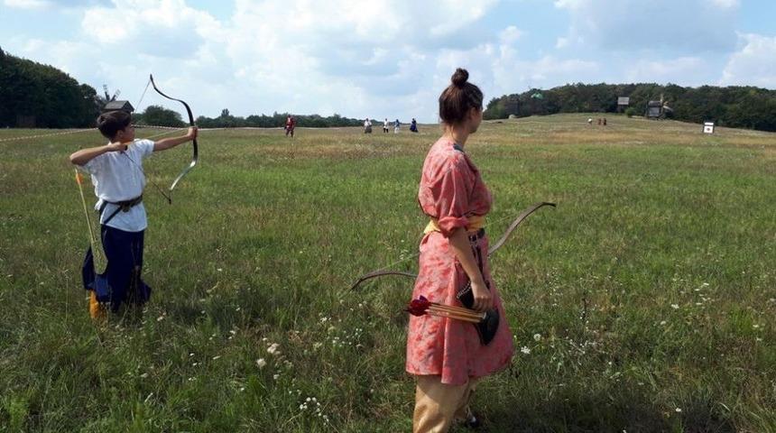 Nil&uuml;fer&rsquo;de Yetişti Ukrayna&rsquo;da Şampiyon Oldu