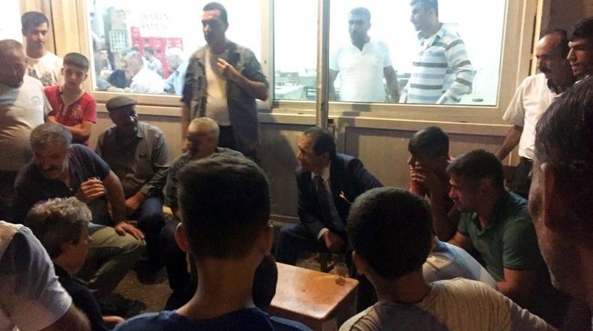 Emniyet M&uuml;d&uuml;r&uuml;nden Gece Yarısı Kahvehane Ziyareti