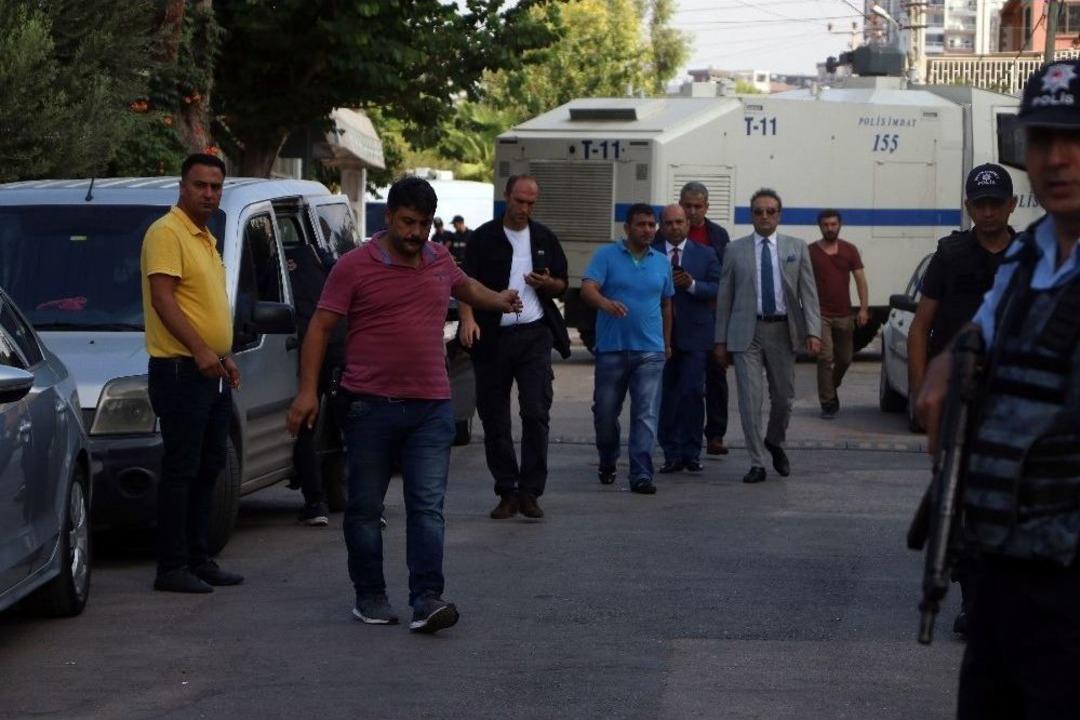 Bombalı Saldırganın Kimliği Araştırılıyor