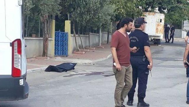 Mersin'de Polis Merkezine Saldırı Girişiminde Bulunan Suriyeli Canlı Bomba Öldürüldü (2)- Yeniden