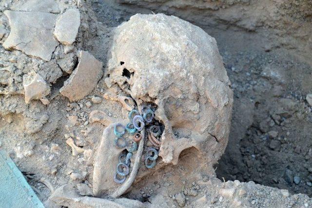 2 Bin 750 Yıllık Urartu Nekropol&uuml; G&uuml;n Işığına Kavuştu 1