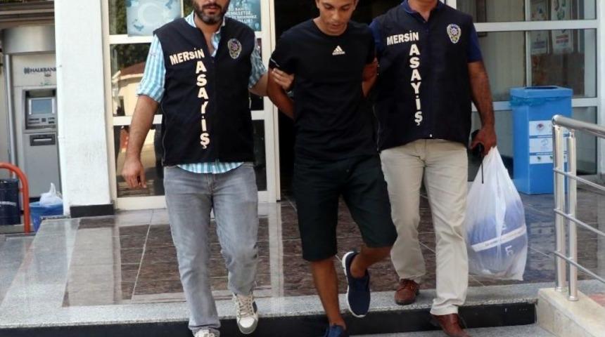 Bir Ayda 3 Kez Girdiği Okulun Yanındaki Parkta Yakalandı