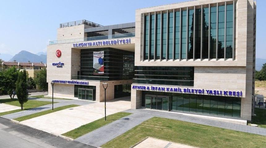 Konyaaltı Yaşlılar Kreşi, A&ccedil;ılıyor