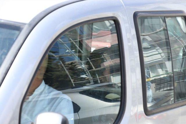 Manisa&rsquo;da Kaybolan Kız İzmir&rsquo;de Bulundu 1